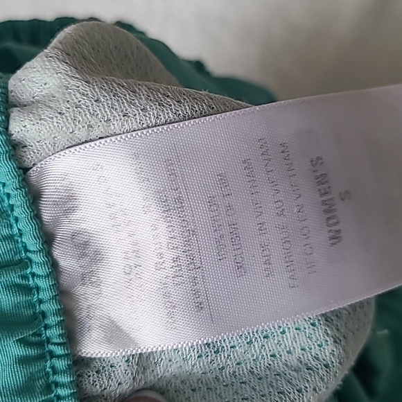 Patagonia Women’s Barely Baggies 2.5” Inseam Teal Unlined Shorts Small Gorpcore - Picture 4 of 6